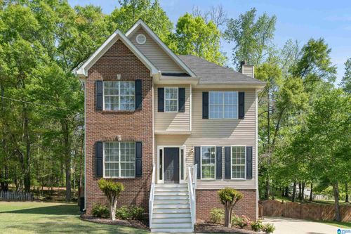 320 Hunter Hills Cir, Chelsea, AL, 35043-5513 | Card Image