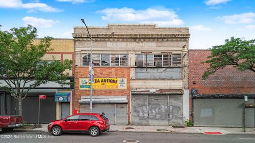 114 Port Richmond Ave, Staten Island, NY, 10302-1334 | Card Image