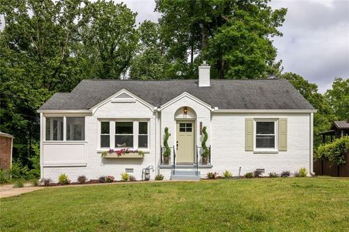1682 Fairway Hill Dr Se, Atlanta, GA, 30317-2404 | Card Image