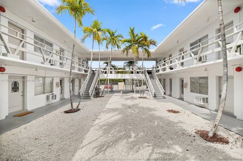 5-7311 Gary Ave, Miami Beach, FL, 33141-2582 | Card Image