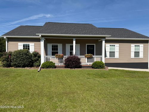 836 Queens Creek Rd, Hubert, NC, 28539-3551 | Card Image