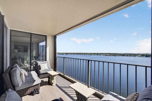 1125-126 Lakeshore Dr, North Palm Beach, FL, 33408-3609 | Card Image