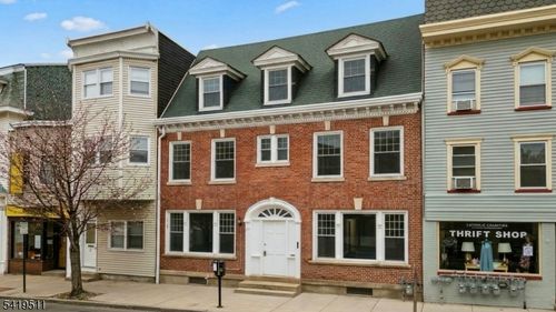 379 S Main St, Phillipsburg, NJ, 08865-3018 | Card Image