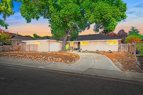 4760 Bowerwood Dr, Carmichael, CA, 95608-5604 | Card Image