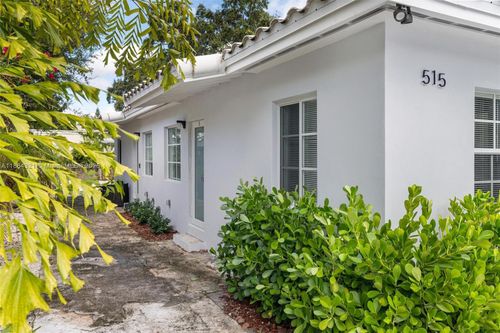 2-515 Ne 67th St, Miami, FL, 33138-5620 | Card Image