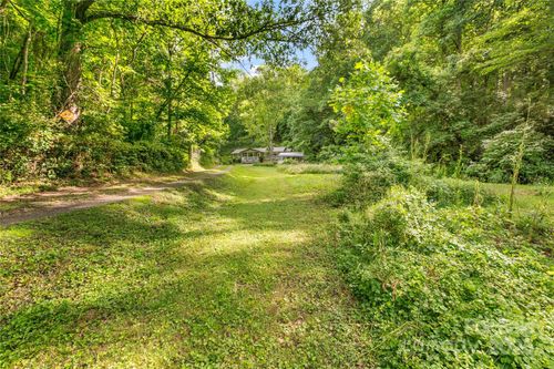 155 Old Starnes Cove Rd, Asheville, NC, 28806-1113 | Card Image