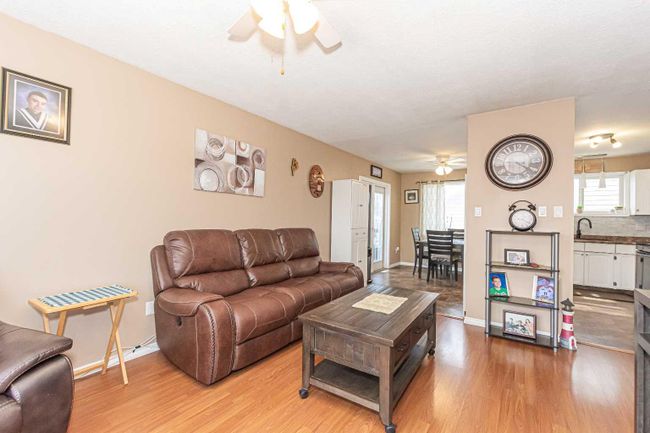 4608 33 Street, Home with 4 bedrooms, 2 bathrooms and 4 parking in Athabasca AB | Image 6