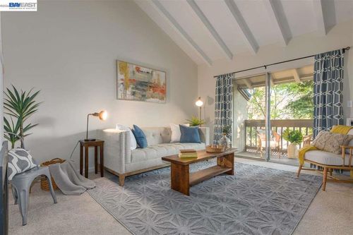 apt-110-2734 Oak Rd, Walnut Creek, CA, 94597-2827 | Card Image