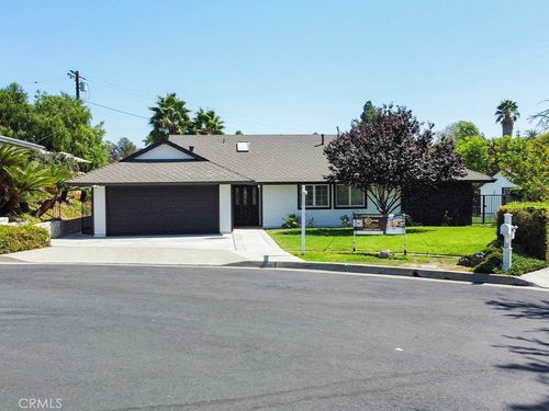 1107 Norby Ln, Fullerton, CA, 92833-2338 | Card Image