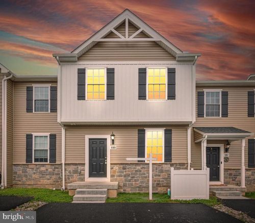 117-199 Holstein Dr, HANOVER, PA, 17331-8044 | Card Image