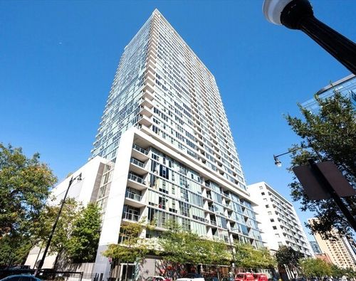 apt-1712-1720 Michigan Ave, Chicago, IL, 60616-4849 | Card Image