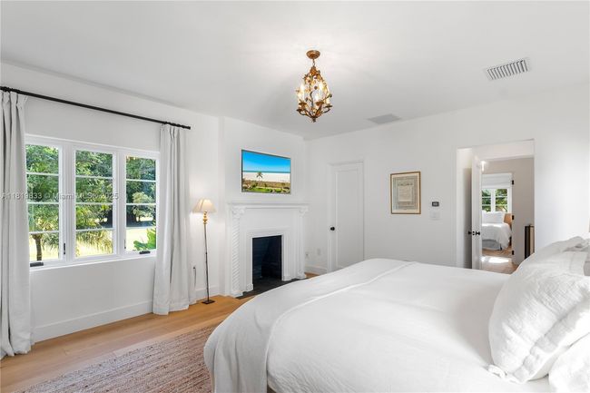 1225 N Greenway Dr, House other with 5 bedrooms, 5 bathrooms and null parking in Coral Gables FL | Image 10