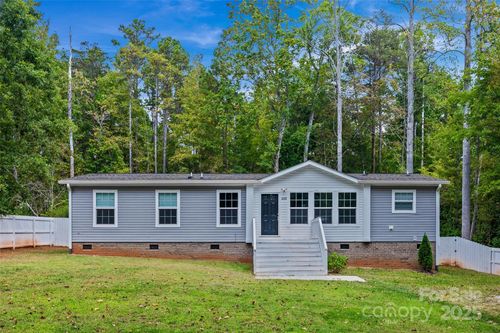 2025 Kisatchie Dr, Hickory Grove, SC, 29717-6732 | Card Image