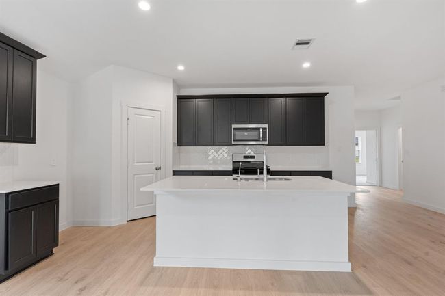 *Images and 3D tour are for illustration only and options may vary from home as built. | Image 12