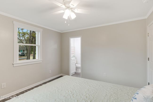 114 Nw 14 Th St, House other with 3 bedrooms, 2 bathrooms and null parking in Oak Island NC | Image 21