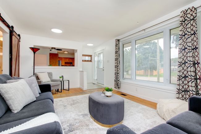 38 Weber Dr, House other with 4 bedrooms, 2 bathrooms and 5 parking in Georgetown ON | Image 10