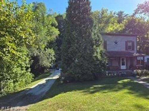 958 Central Ave, Bellaire, OH, 43906-1620 | Card Image