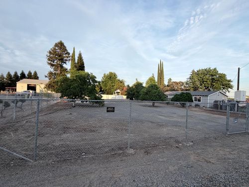 3267 Feather River Boulevard, Olivehurst, CA, 95961 | Card Image
