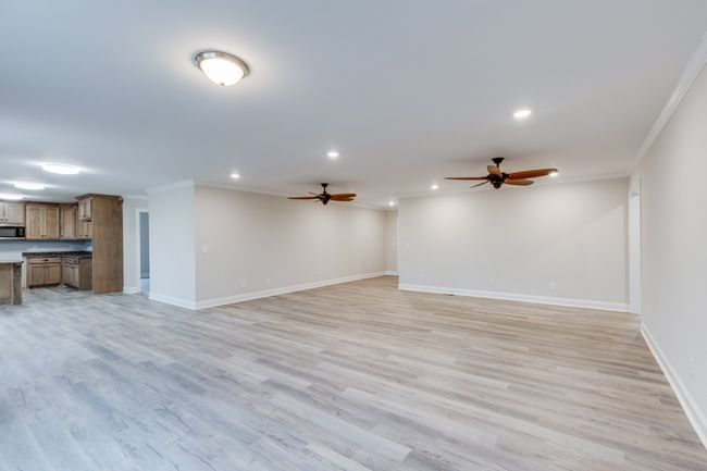 124 Lookout Ln, House other with 3 bedrooms, 2 bathrooms and 2 parking in Pulaski TN | Image 7