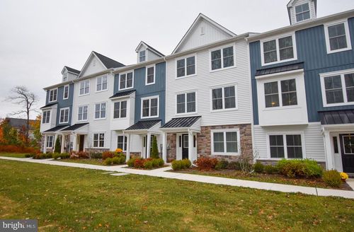 320 Schadle Rd, PERKASIE, PA, 18944-4119 | Card Image