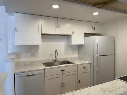 unit-205-943 S Zeno Way, Aurora, CO, 80017-3363 | Card Image