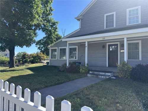 210 High St, Westerly, RI, 02891-1721 | Card Image