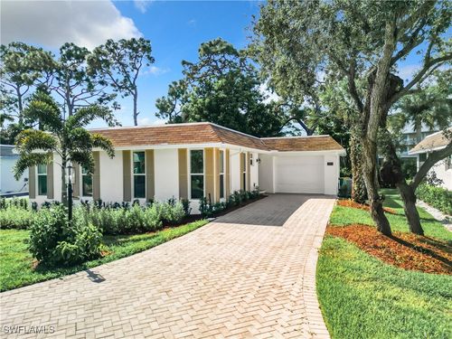 54-375 Carnaby Ct, NAPLES, FL, 34112-0201 | Card Image