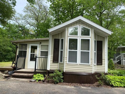 273 Oak Ln, Edgerton, WI, 53534 | Card Image