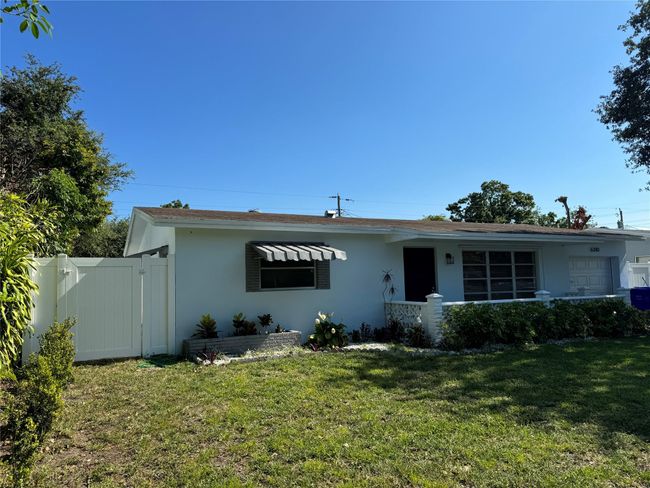 6340 Harding St, House other with 2 bedrooms, 1 bathrooms and null parking in Hollywood FL | Image 2