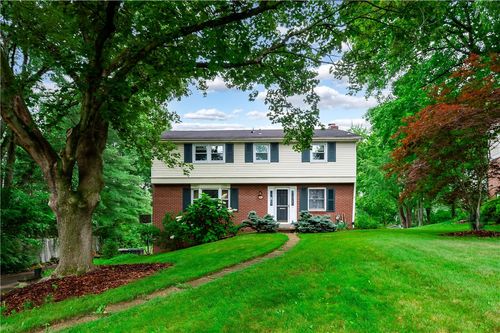 131 Windgate Dr, Wexford, PA, 15090-7516 | Card Image