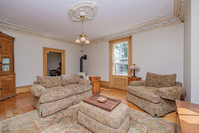 16089 Shaws Creek Rd, House other with 3 bedrooms, 3 bathrooms and 10 parking in Caledon ON | Image 11