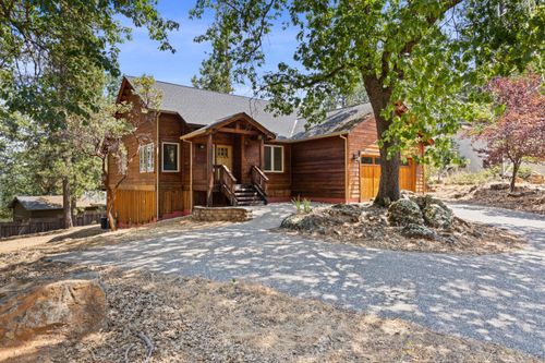 17899 Norlene Way, Grass Valley, CA, 95949-7322 | Card Image