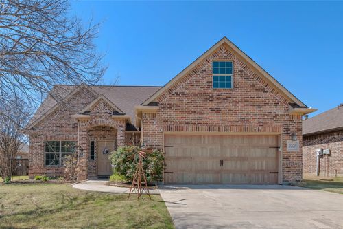 2006 Maxwell Ct, Aubrey, TX, 76227-5326 | Card Image