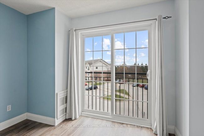 301 - 91 Aspen Springs Dr, Condo with 2 bedrooms, 1 bathrooms and 1 parking in Clarington ON | Image 15