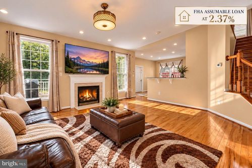 18906 Porterfield Way, GERMANTOWN, MD, 20874-1877 | Card Image