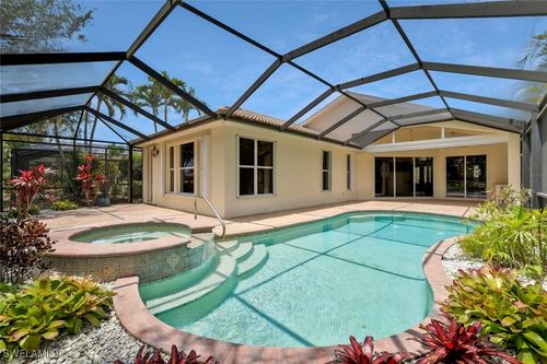 4923 Cerromar Dr, NAPLES, FL, 34112-7920 | Card Image