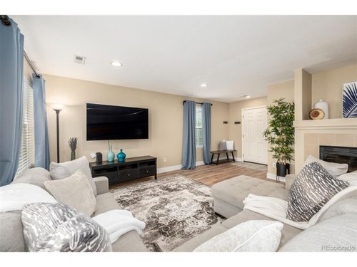 8136 S Memphis Way, Englewood, CO, 80112-4625 | Card Image