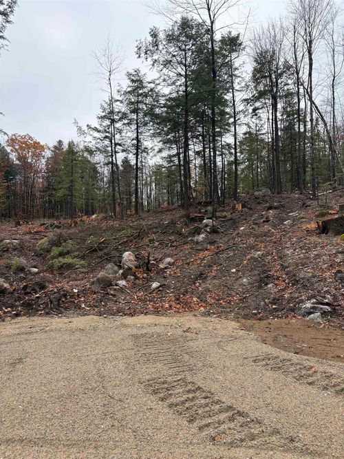 12 Sugar Loaf Dr, Center Ossipee, NH, 03814-6728 | Card Image