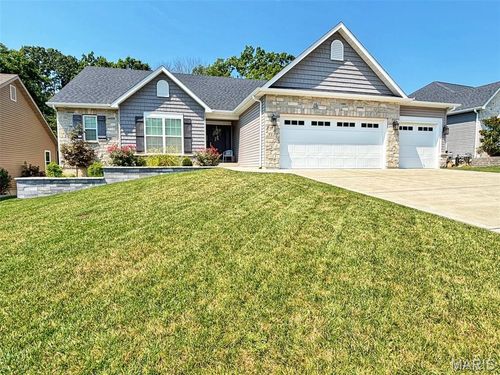 5127 Greensfelder Valley Ct, Eureka, MO, 63025-4042 | Card Image