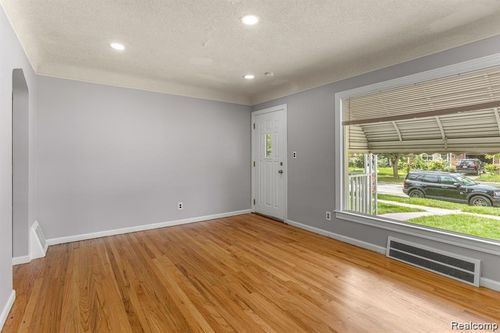 4127 Howard St, Lincoln Park, MI, 48146-4066 | Card Image