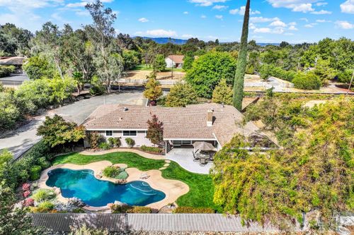 19858 Hillcrest Dr, Woodland, CA, 95695-9398 | Card Image