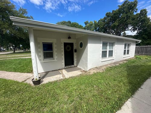 1100 11th St S, Moorhead, MN, 56560-3619 | Card Image