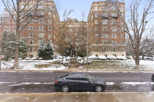 apt-63-1412 Willow Ave, Louisville, KY, 40204-1482 | Card Image