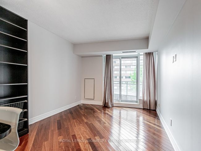 709 - 8 Scollard St, Condo with 0 bedrooms, 1 bathrooms and null parking in Toronto ON | Image 14