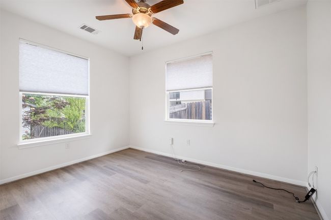 B - 6404 Carson Rdg, Condo with 2 bedrooms, 2 bathrooms and 2 parking in Austin TX | Image 11