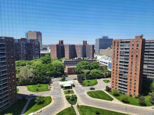 16l-61-35 98th St, Rego Park, NY, 11374-1425 | Card Image
