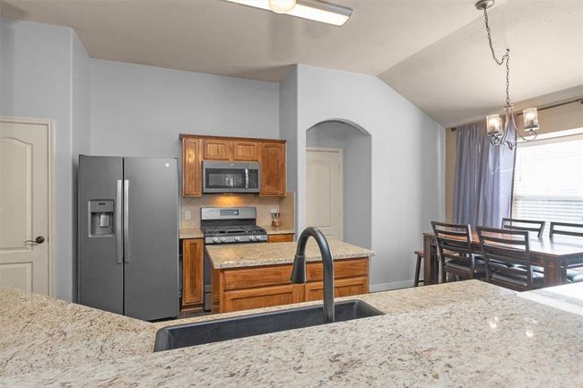 3415 Cactus Creek Dr, House other with 3 bedrooms, 2 bathrooms and 2 parking in Spring TX | Image 15
