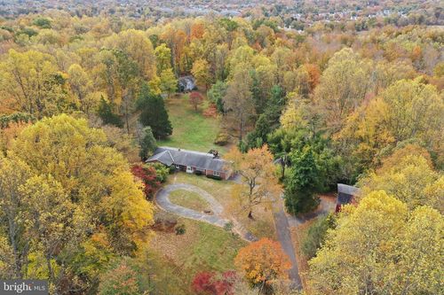 3901 Largo Rd, UPPER MARLBORO, MD, 20772-7847 | Card Image