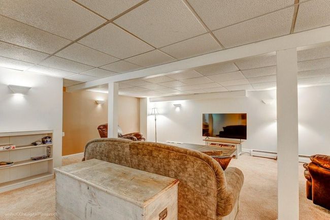 569 Turner Rd, Home with 4 bedrooms, 3 bathrooms and 6 parking in Middletown RI | Image 31
