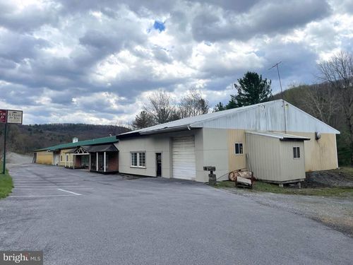 5697 Clearfield Woodland Hwy, Clearfield, PA, 16830-8501 | Card Image
